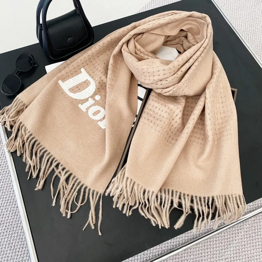 💎✨AUTHENTIC✨💎Dior scarf